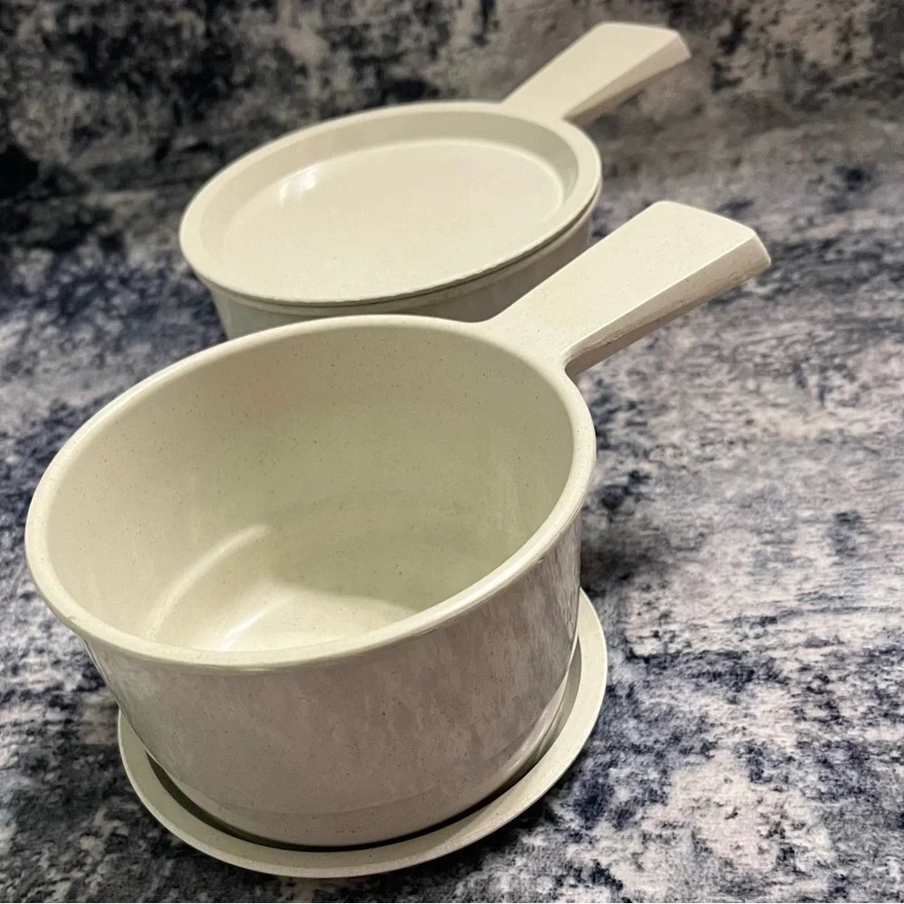 Vintage Set of 2 Nordic Ware Soup R’ Mugs with lids